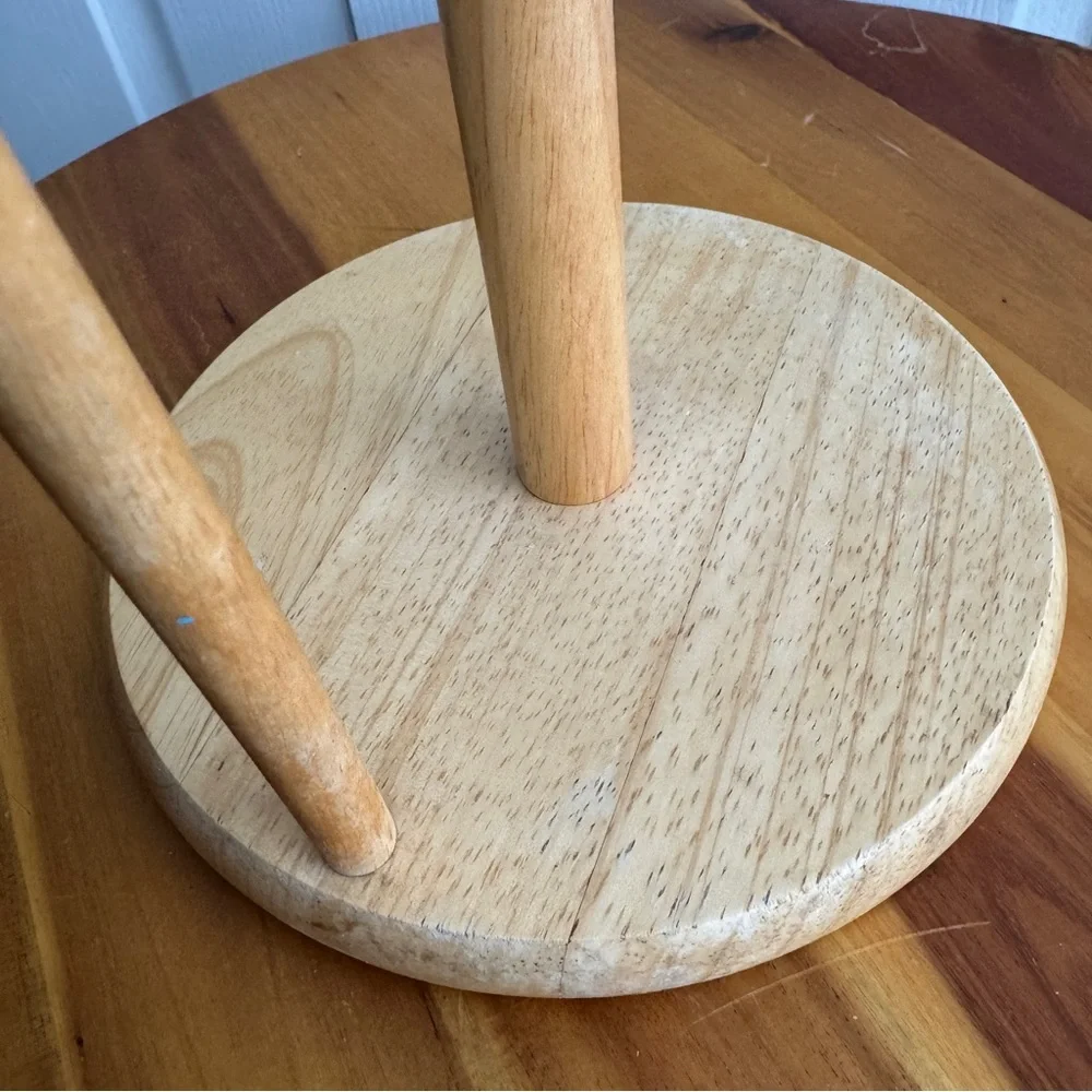Wooden freestanding paper‎ towel holder